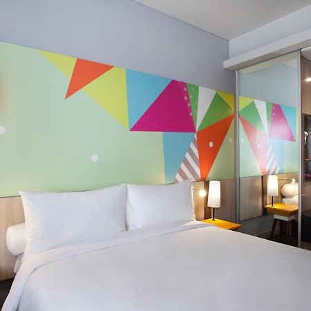 Ibis Styles Jakarta Sunter Экстерьер фото