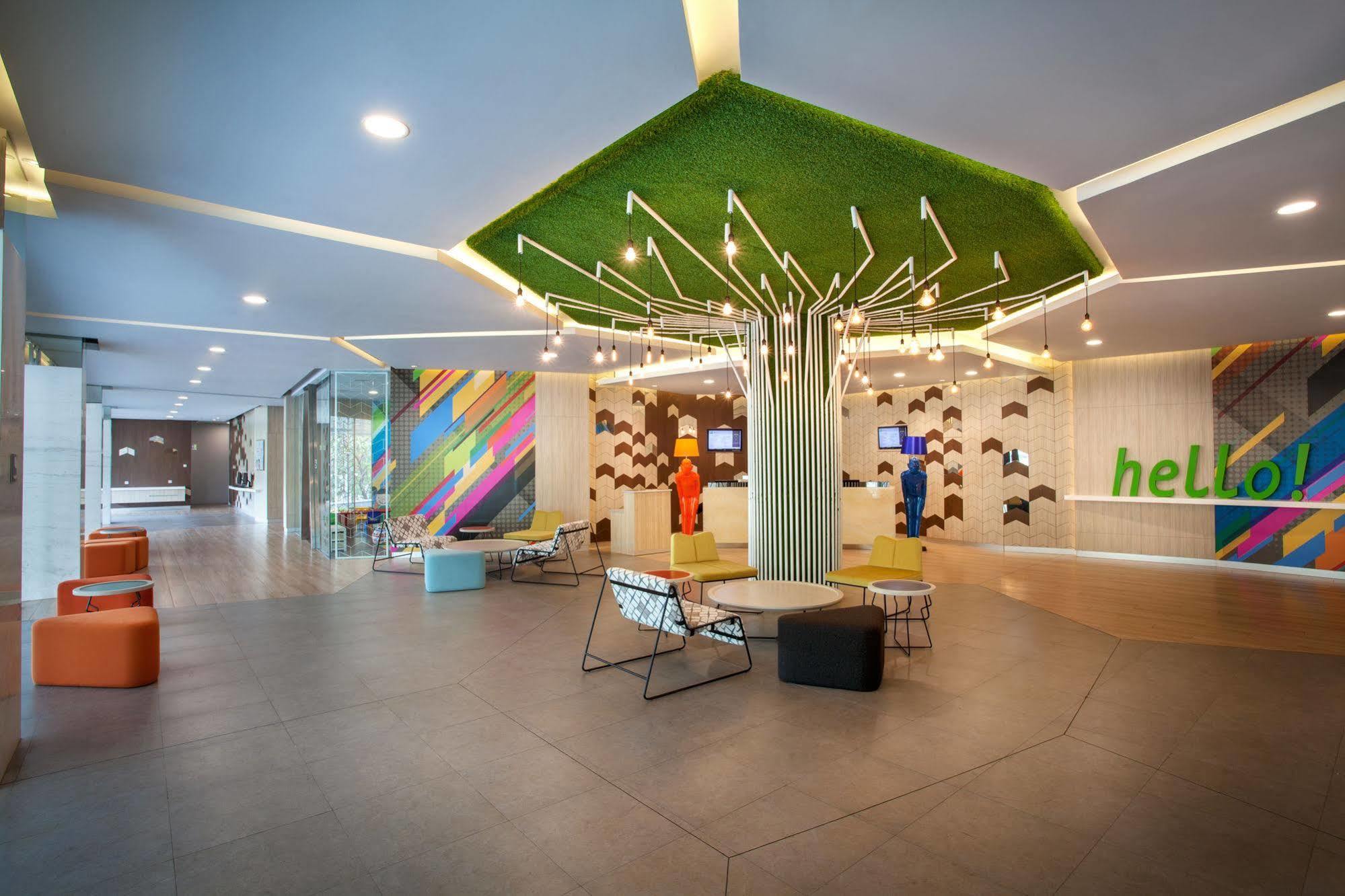Ibis Styles Jakarta Sunter Экстерьер фото